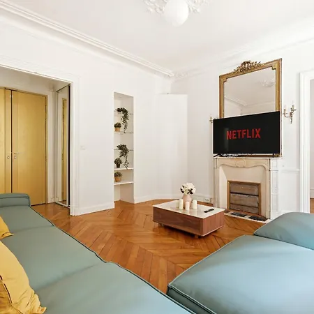 Modern 2br Apartment-central With Netflix * Paříž